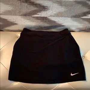 Nike golf skirt. Size s.